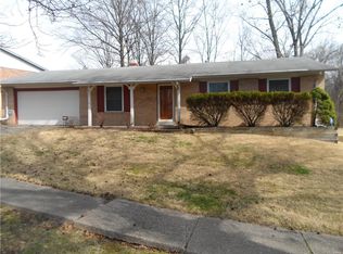 6731 English Oak Dr, Hazelwood, MO 63042