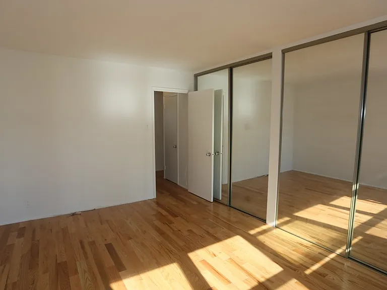 6118 N Sheridan Rd #8021 — Photo 15