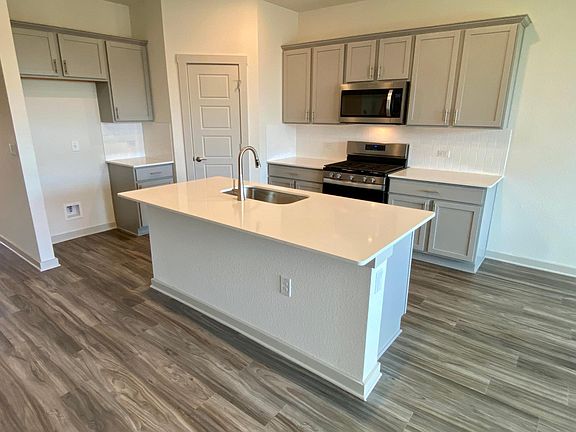 2nd image of 13905 Bavarian Forest Dr