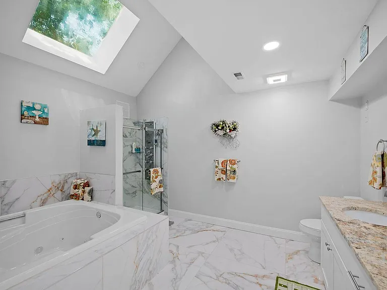 2624 Long Creek Dr — Photo 32
