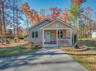 217 Mansfield St, Hendersonville, NC 28791