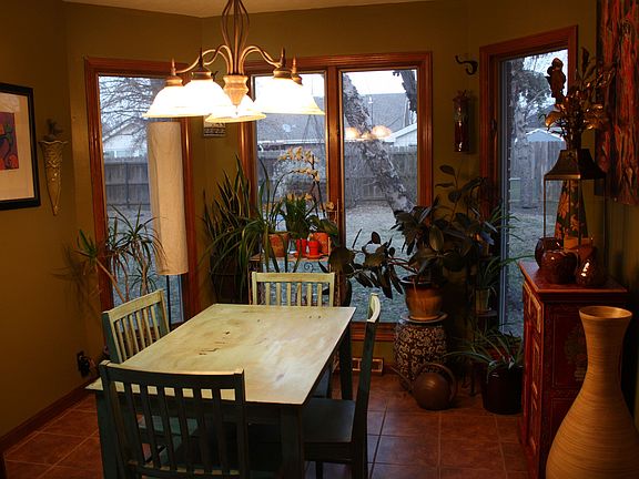 breakfast nook