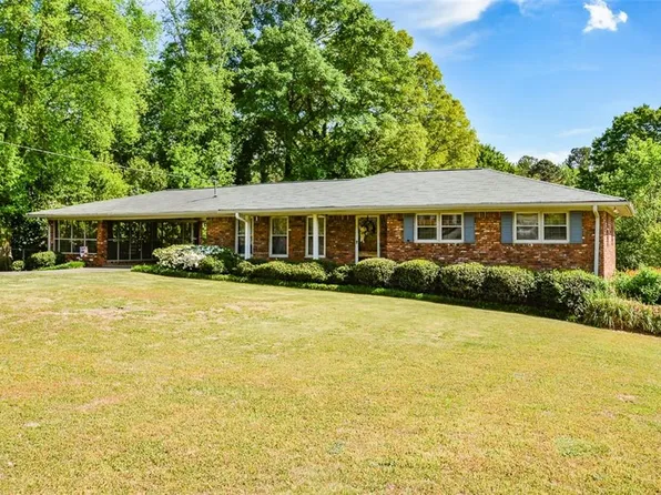 920 Chesterfield Dr, Marietta, GA 30066