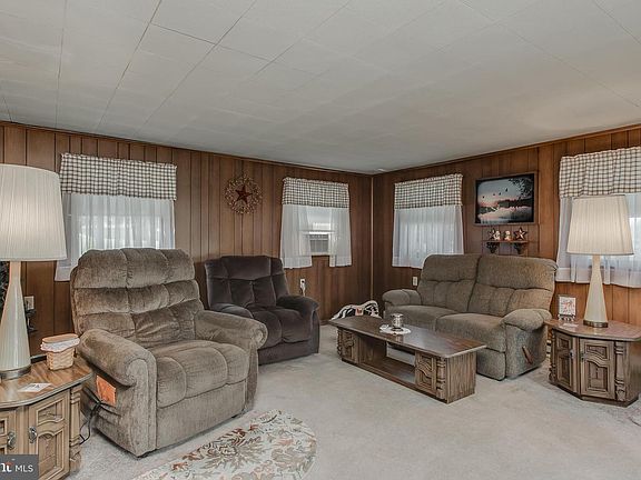 3rd image of 246 Williamson Ave