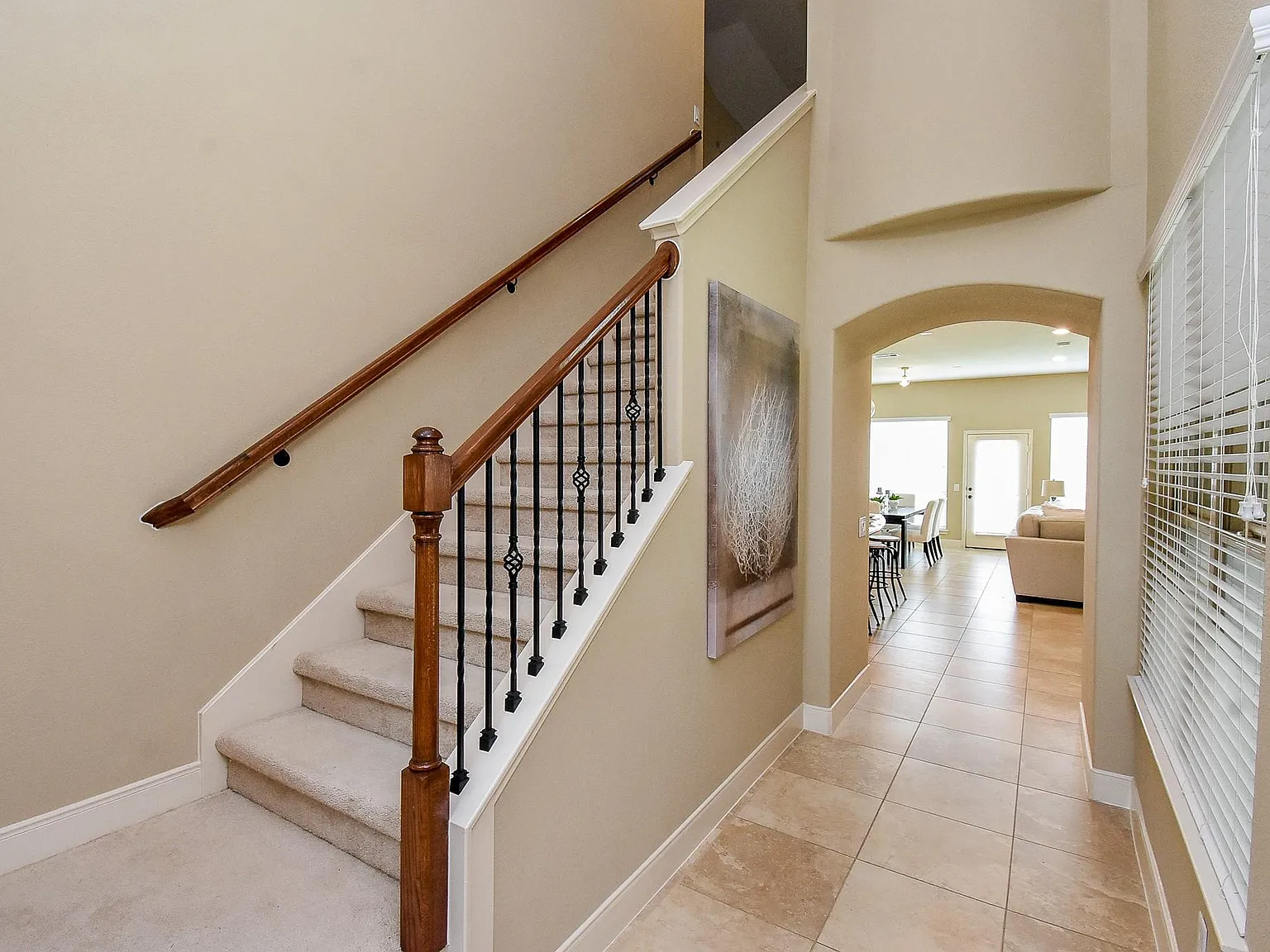 3 bed, 2.5 bath, 2972 sqft, $2,950 — Photo 4