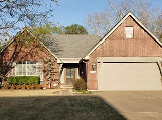 11818 S 96th Pl E, Bixby, OK 74008