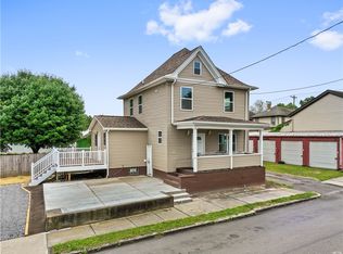 309 39th St, Beaver Falls, PA 15010
