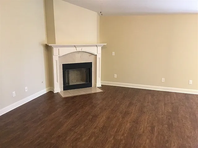 1216 Bothwell Pl — Photo 5