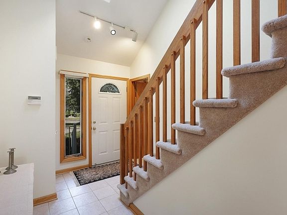 3rd image of 675 Raritan Rd #26