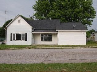 238 N 9th St, Gosport, IN 47433