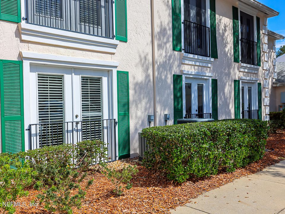 1st image of 13715 RICHMOND PARK Drive N #502