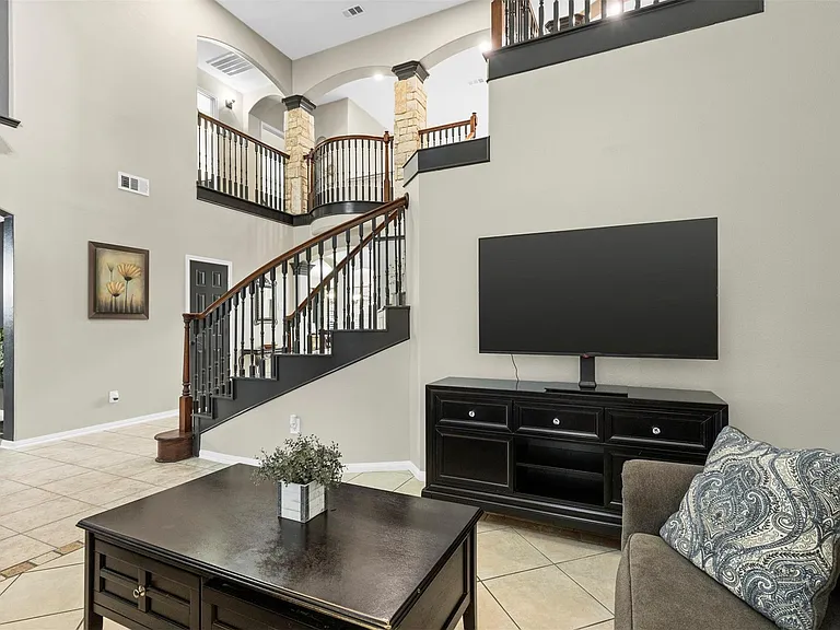 13923 Prospect Point Dr — Photo 11