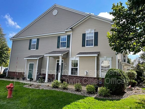 2nd image of 10993 Oak Grove Cir Unit A