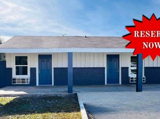 1234 College St #E4, Eastman, GA 31023