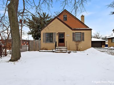 1810 Linden Ave, Waukegan, IL, 60087