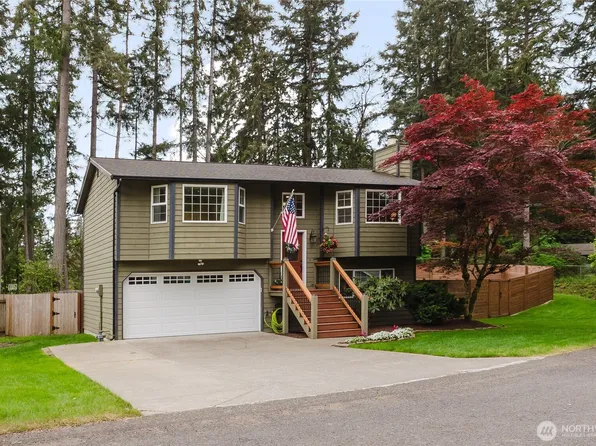 8616 Foster Grove Court NE, Bremerton, WA 98311