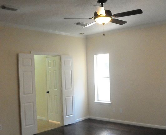3rd image of 3426 Amber Forest Dr