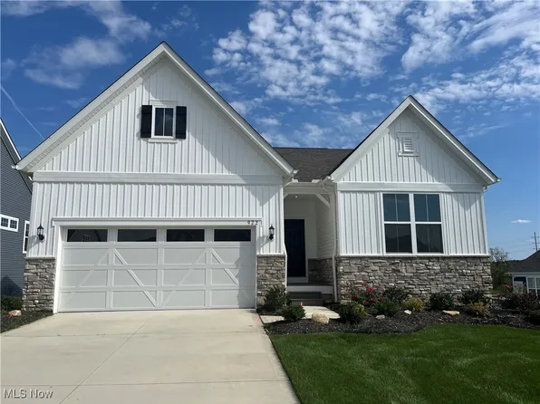 922 Penny Ln, Aurora, OH 44202