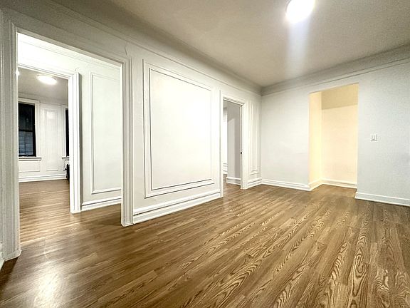 3rd image of 1469 Saint Nicholas Ave #2B1