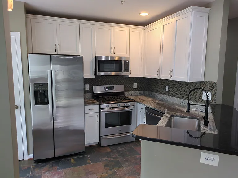 25260 Lake Shore Sq #205 — Photo 18