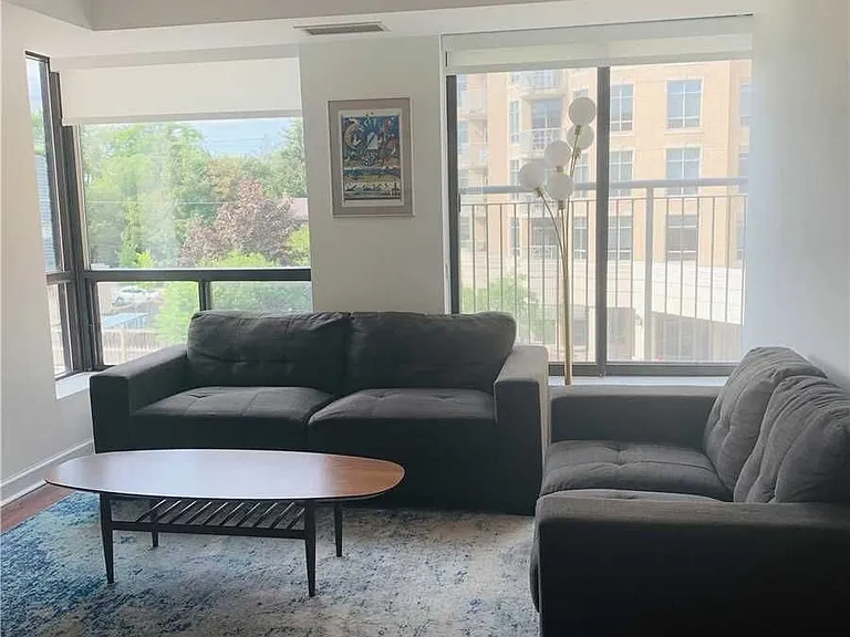 500 Glencairn Ave #303 — Photo 10