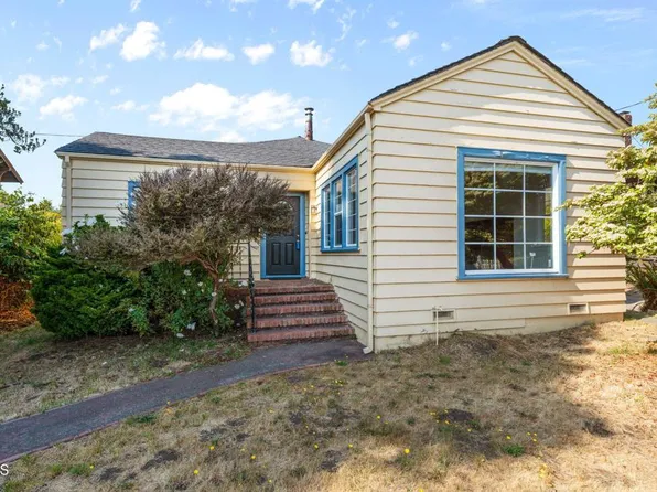 517 E Fir St, Fort Bragg, CA 95437