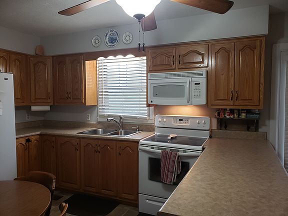 2nd image of 1000 Terry Dr