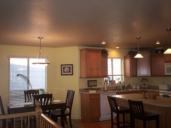 4th image of 2376 W New Harvest Ln