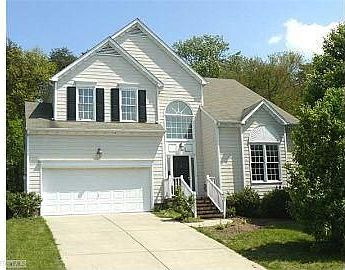 1st image of 120 Lucas Park Dr