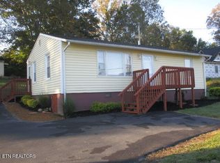 9320 E Emory Rd, Corryton, TN 37721