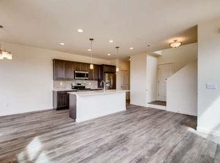 9709 Albion Ln, Thornton, CO 80229