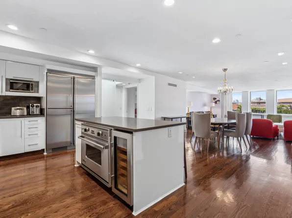 257 West 117th Street image 2 of 16