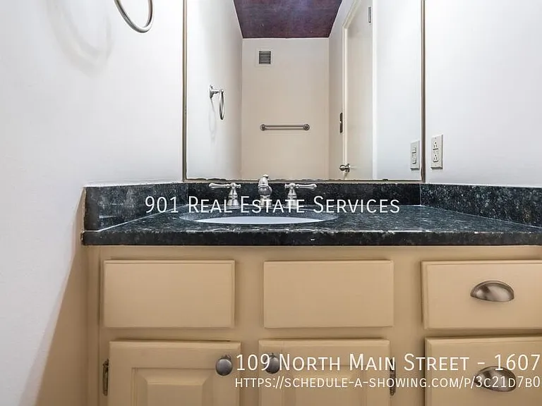 109 N Main St #1607 — Photo 15