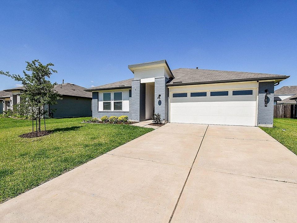 1st image of 1614 Mountain Echo Dr