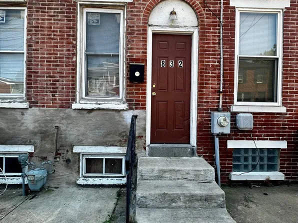 832 W 5th St, Wilmington, DE 19801