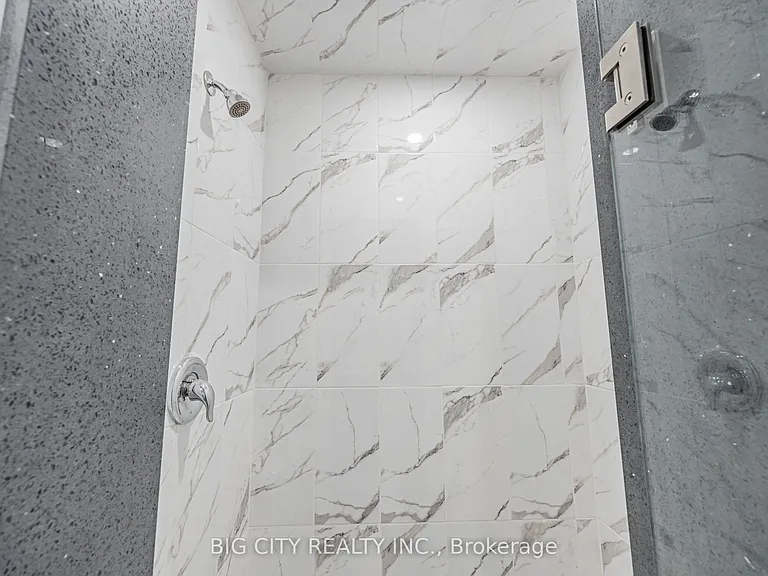 39 Aragon Ave #A — Photo 12
