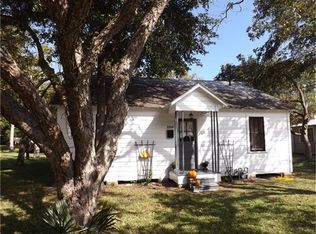 1009 Barnhill St, Brenham, TX 77833