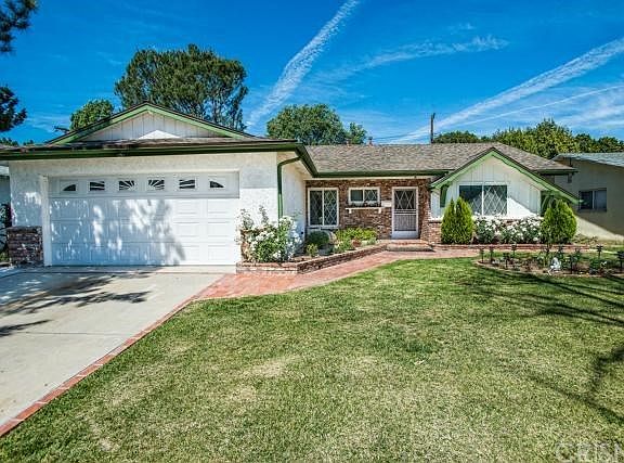 2nd image of 23941 Archwood St