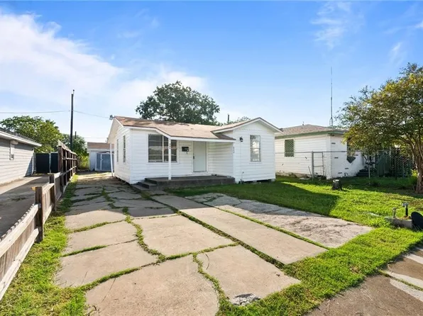 622 Airport Rd, Corpus Christi, TX 78405