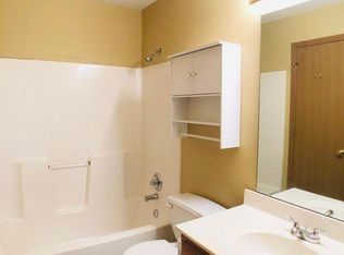 2633 NW 69th Pl, Kansas City, MO 64151