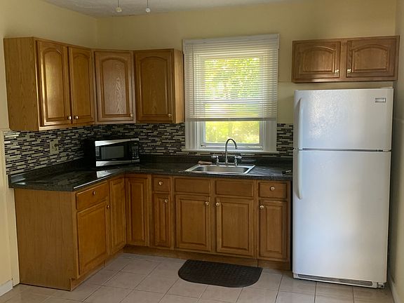2nd image of 18 Walnut Street