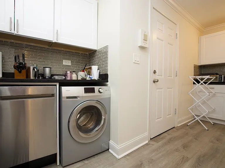 2129 N Dayton St #1G — Photo 7