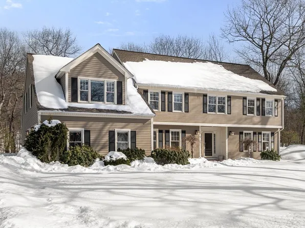 48 Algonquian Dr, Natick, MA 01760