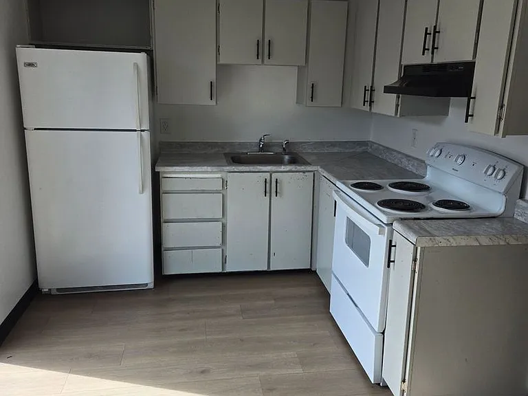 Cherry Hill Townhomes — Photo 2