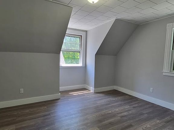 3rd image of 177 Sisson Ave #3