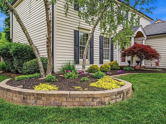 4th image of 7691 Godfrey Cir