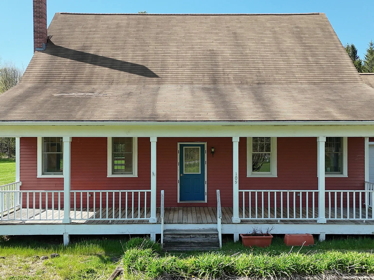 109 N Hollow Rd — Photo 4