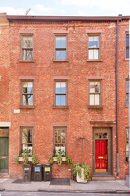 Sold by Leslie J. Garfield | media 1