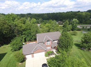 6390 Glen Hollow Dr, West Chester, OH 45011
