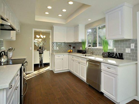 3rd image of 8108 Woodlake Hills Dr